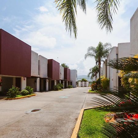 Auto Hotel Las Maravillas Santa Cruz Xoxocotlan Экстерьер фото