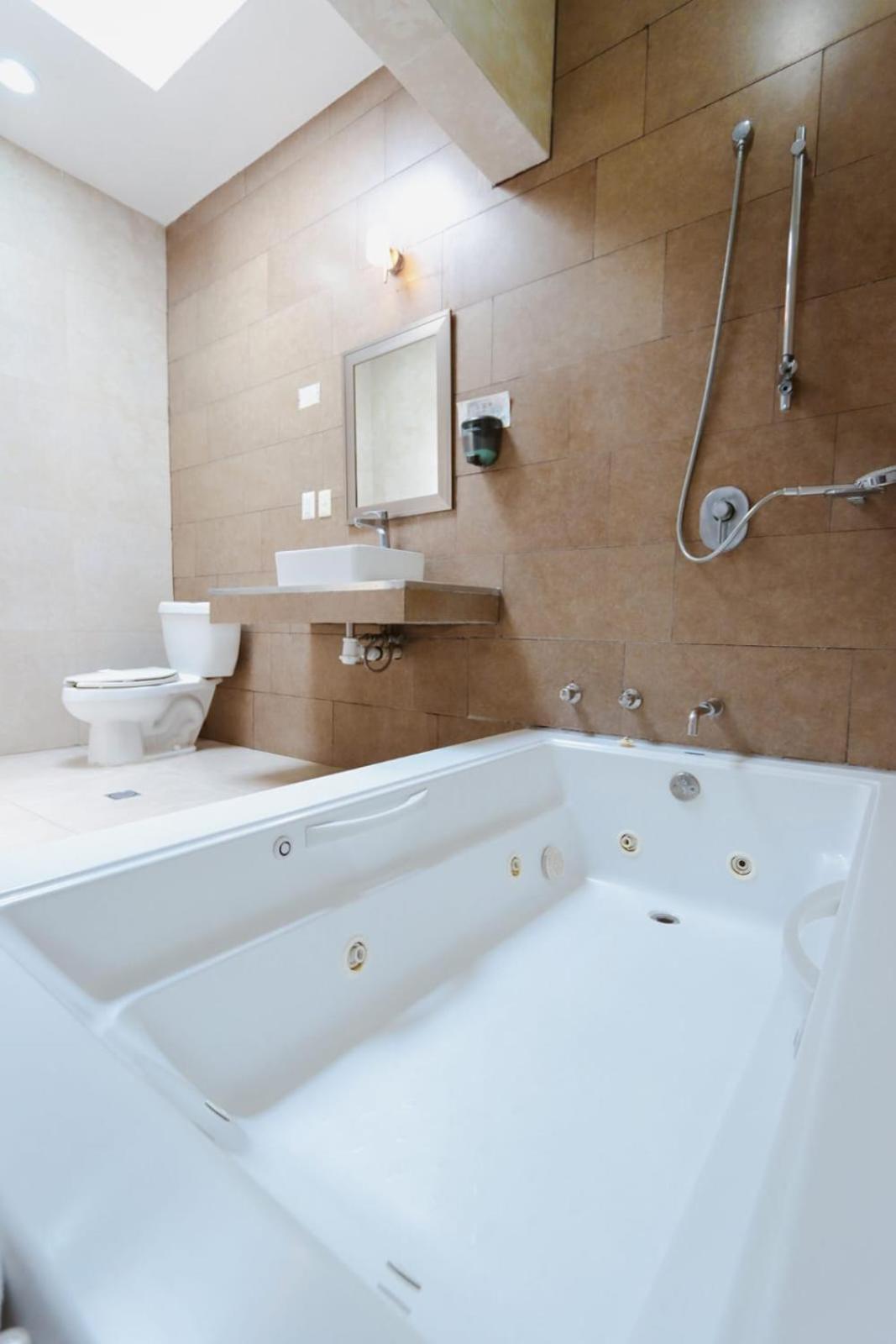 Auto Hotel Las Maravillas Santa Cruz Xoxocotlan Экстерьер фото